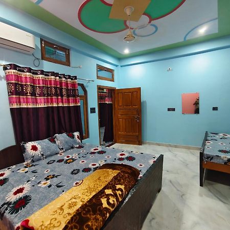 Chandrika Palace 500 Meter From Ayodhya Railway And Ram Mandir Exteriér fotografie