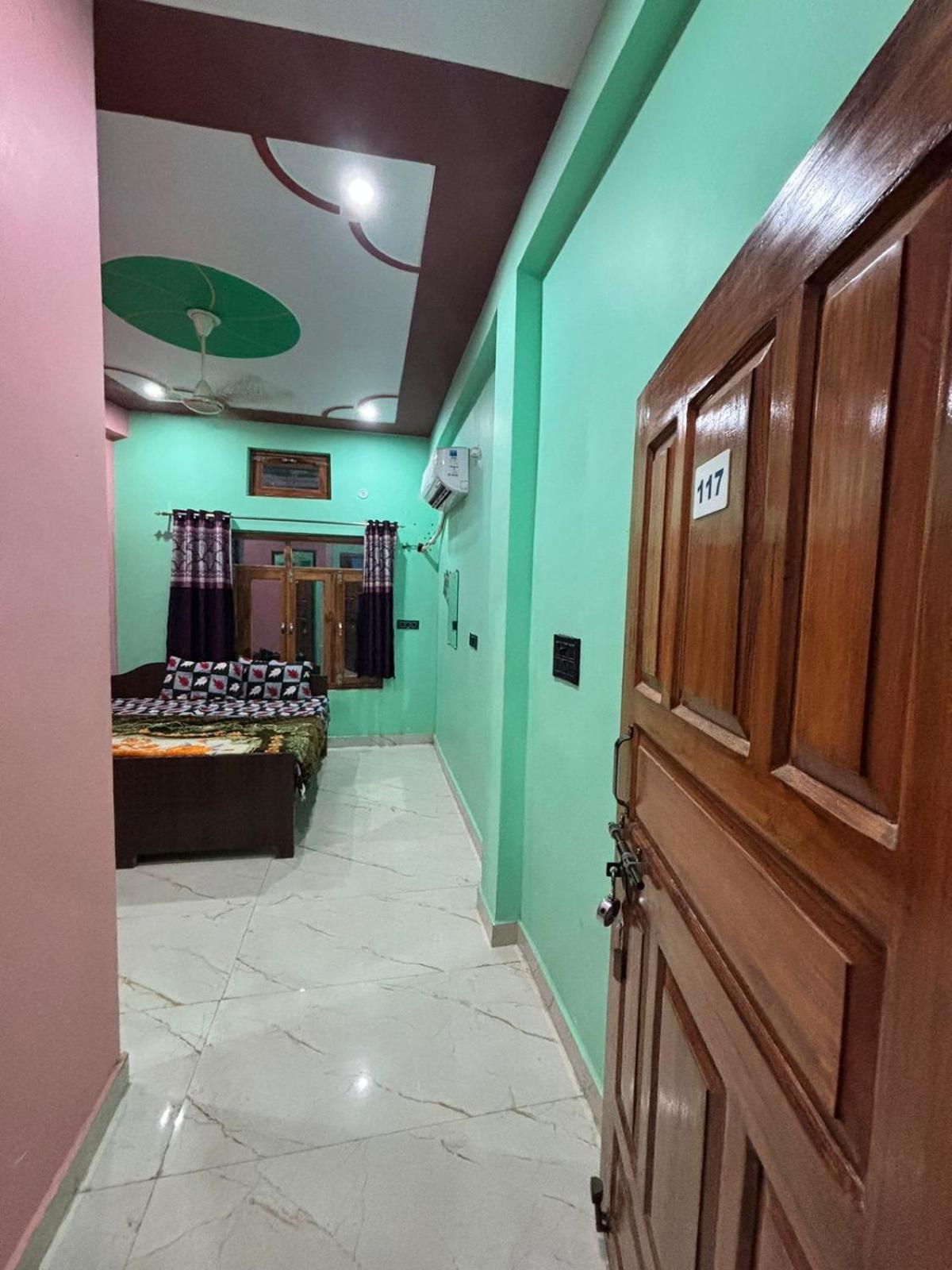 Chandrika Palace 500 Meter From Ayodhya Railway And Ram Mandir Exteriér fotografie